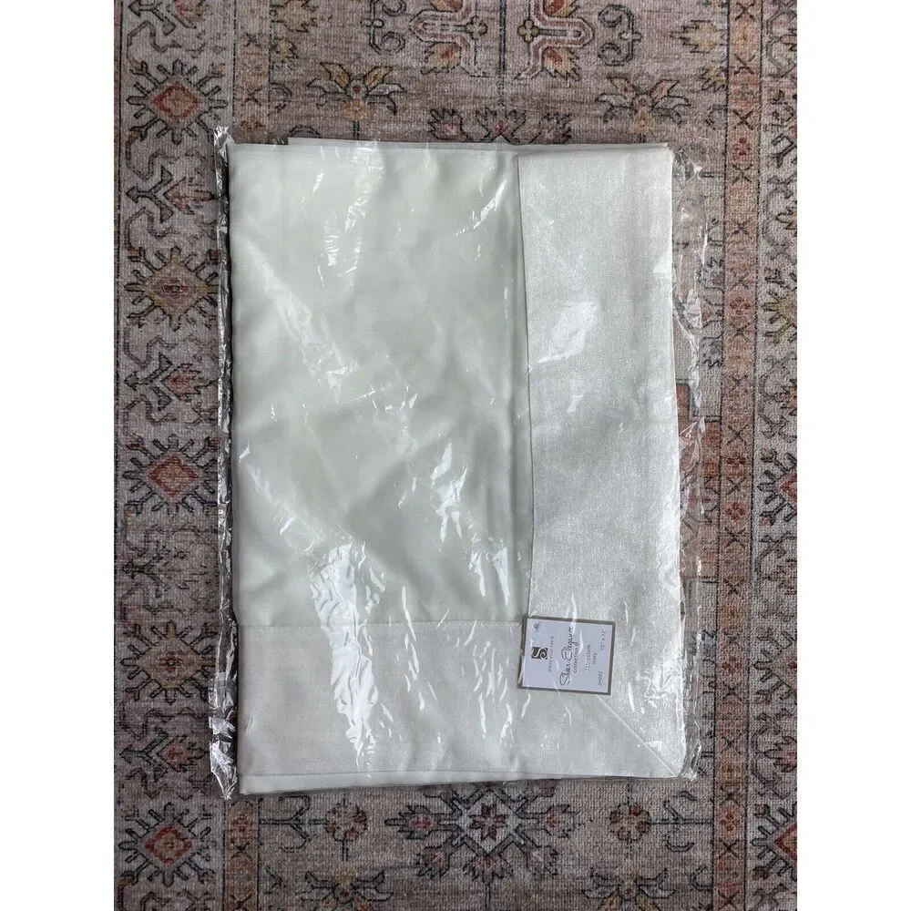 Sheer Elegance Ivory Shimmer Edging Table Cloth